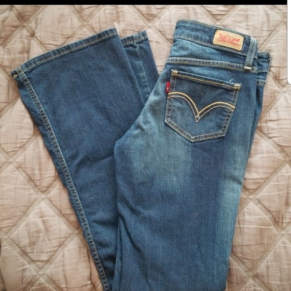 Levis jeans